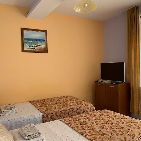 Guest House “Olesya” Obzor Buitenkant foto