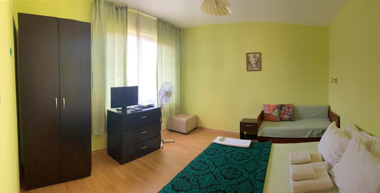 Guest House “Olesya” Obzor Buitenkant foto