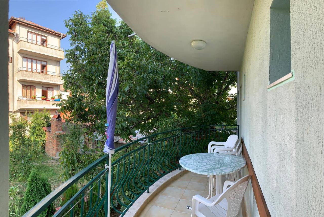 Guest House “Olesya” Obzor Buitenkant foto