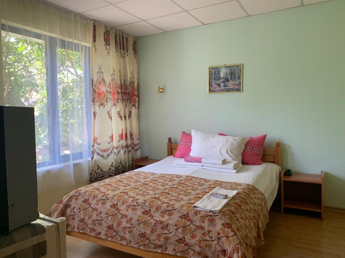 Guest House “Olesya” Obzor Buitenkant foto