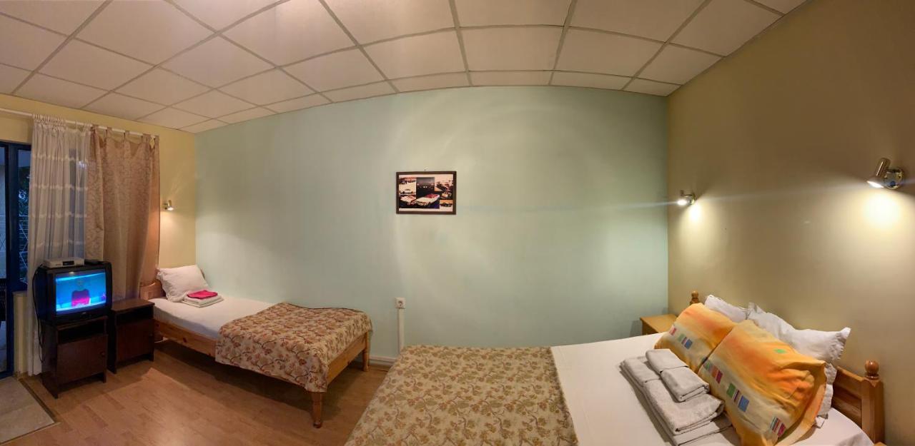 Guest House “Olesya” Obzor Buitenkant foto