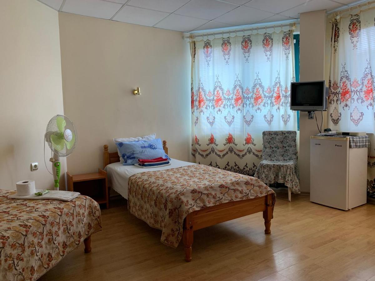 Guest House “Olesya” Obzor Buitenkant foto