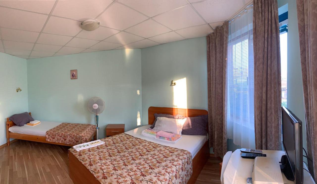 Guest House “Olesya” Obzor Buitenkant foto